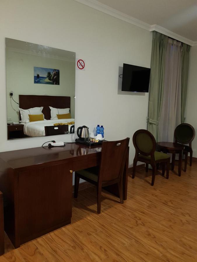 Zemalex Hotel Adís Abeba Exterior foto