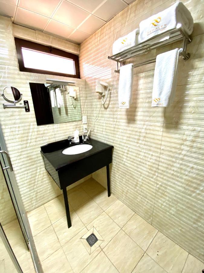 Zemalex Hotel Adís Abeba Exterior foto